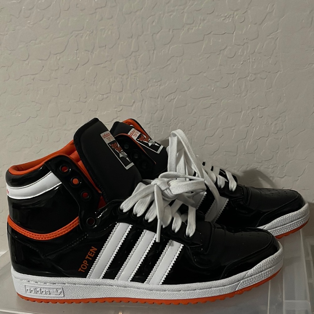 Brand new Adidas Top Ten Hi Black patent leather Unisex shoes